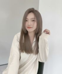 -丝语萱形象