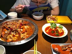-胖哥俩肉蟹煲(虹口龙之梦店)