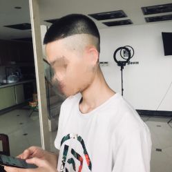 -发饰美男士增发补发假发定制店