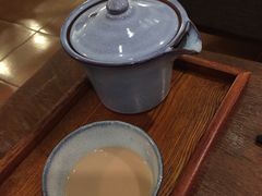 -彳亍咖啡·这里(水湾路店)