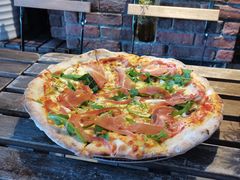 -Gather pizza