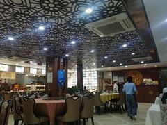 大堂-聚丰园•湖鲜餐厅(阿红私房菜梅石路店)