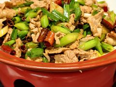 铺子小炒肉-滇铺子·云南特色菜·鲜花野菜季(曲靖万达店)