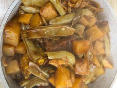 -内蒙焖面大盆骨餐馆(山大路店)