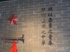 -荒岛实景沉浸密室(江汉路1店)