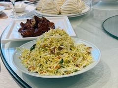 白菜拌海米-橄榄季酒店