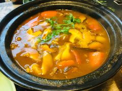 香滑咖喱牛腩煲-长勺子东南亚(街道口店)