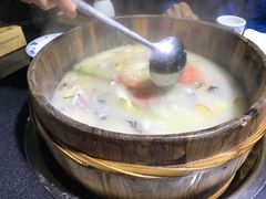 -秋语木桶鱼.酸菜鱼(开发区火车站店)
