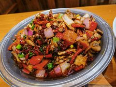 -老滇山寨•云南特色菜•地方菜•民族风情歌舞表演(金碧店)