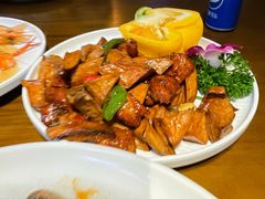 杏鲍菇炒雪花牛肉粒-蚝得喜海鲜(东城店)