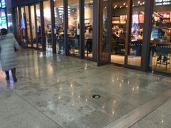 门面-星巴克(重庆火车北站北广场II店)