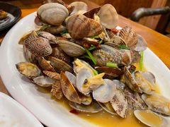 -老东镇啤酒屋海鲜加工·蒸汽海鲜·海鲜烧烤(台东店)