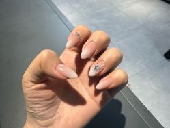 -Pink You美甲洗眉纹绣定制中心