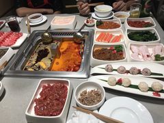 鸳鸯锅-海底捞火锅(奥山世纪城店)