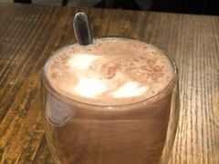 -layback cafe & bar