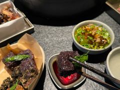 -三出山火锅(南京万象天地店)
