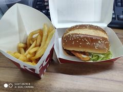 -肯德基(三元桥东店)