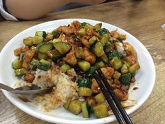 酱爆鸡丁盖饭-川渝美食家常菜(北四环中路店)