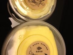 芒果布丁和芒果班戟-苏妃奶酪(平江路店)