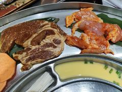-哈哈碳都·牛肋条无限自助烤肉(台江万达店)