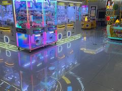 -爱玩嘉年华(龙湖曲江天街店)