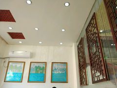 -李连贵熏肉大饼(兴工街店)