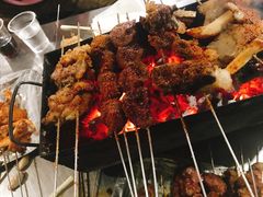 -老广烧烤(骆驼山康馨园店)