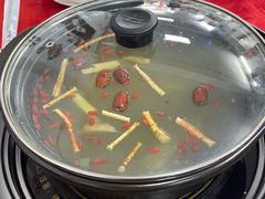 -花苑美食横琴生蚝火锅(拱北粤华路店)