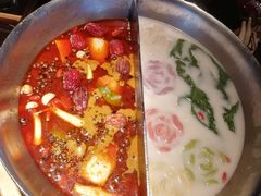 -湊湊火锅·茶憩(新中关购物中心店)