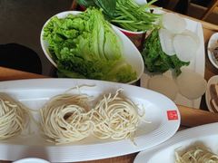 -牛很鲜潮汕牛肉火锅(乐清店)