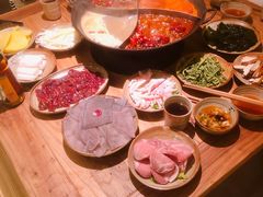 -白乐天毛肚火锅馆(解放碑店)