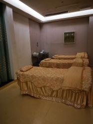 -广州健丽·去眼袋医疗美容机构