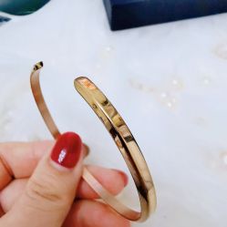 -潮宏基(大商新玛特店)