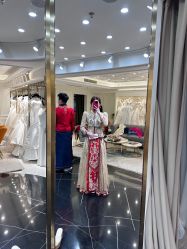 -拉瑞娜LaReine婚纱礼服高级定制