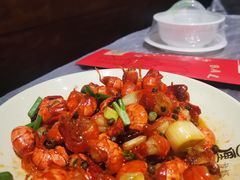 全味虾球-巴厘龙虾·榜首油焖大虾(音乐学院·沿江酒馆店)