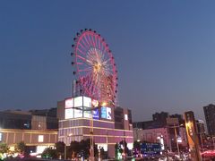 -泰盛楼顶摩天轮