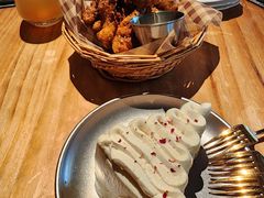 -三勾JJJ Burger&Coffee(梅溪湖店)