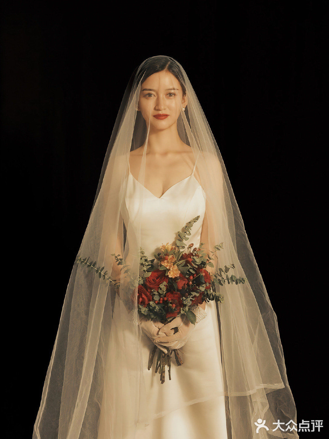 热度非常高的婚纱照风格＿光影💡婚纱照