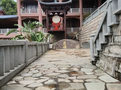 -石峰岩寺