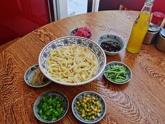 老北京炸酱面-门框胡同百年卤煮(新街口店)