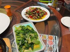 -土砂锅生态山庄·非遗砂锅雅鱼