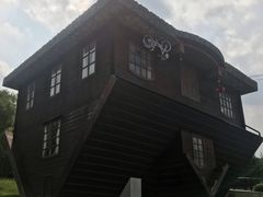 -金山农民画村-枫泾波兰倒置屋