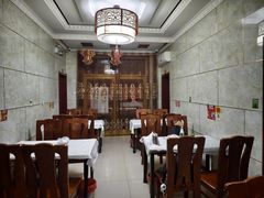 -宾朋海鲜饭庄(兴海路店)