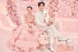 -雪中彩影婚纱摄影·微光艺术中心