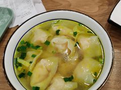 纯鲜虾馄饨-老苏州大客堂·苏帮菜·松鼠桂鱼·苏州传统小吃(观前街人民商场店)