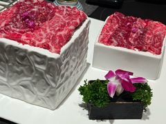 -左庭右院鲜牛肉火锅黑金店(陆家嘴中心店)