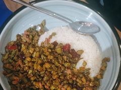 芽菜四季豆饭-西部马华清真兰州牛肉面·烧烤夜市(三里河店)