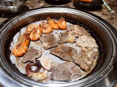 -钱小主·自助回旋烤肉火锅餐厅(东方新天地店)
