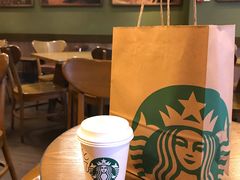大堂-星巴克(温州龙湾万达店)