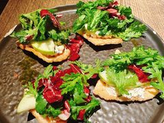 蟹肉龙虾片沙拉-毛辣果·酸(OHA复兴西路店)